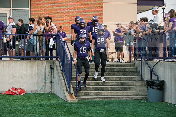 AUvsFerris100Ftball0921ALW_7411