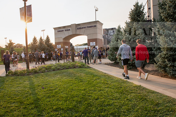 AUvsFerris100Ftball0921ALW_7319