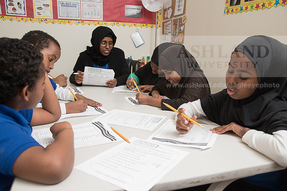 087EducationFocusAcad0417ALW_6349