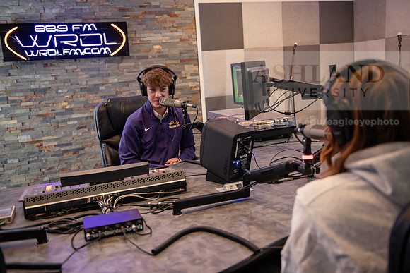 WRDLRadioMorningShow0224AWB_8550