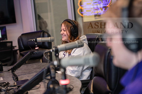 WRDLRadioMorningShow0224AWB_8581