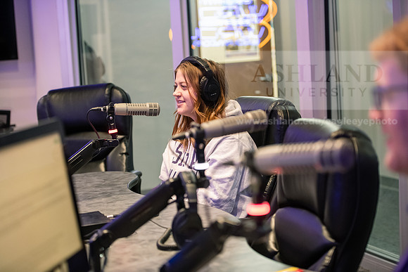 WRDLRadioMorningShow0224AWB_8586