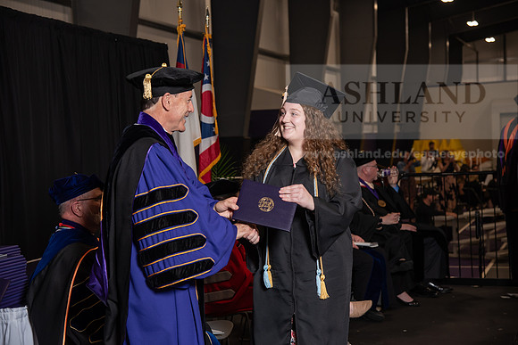 153SpGradBachelorScienceBusiness0524TR_DSC_5435