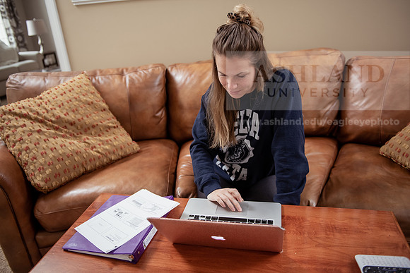 OnlineEducation0420ALW_1103