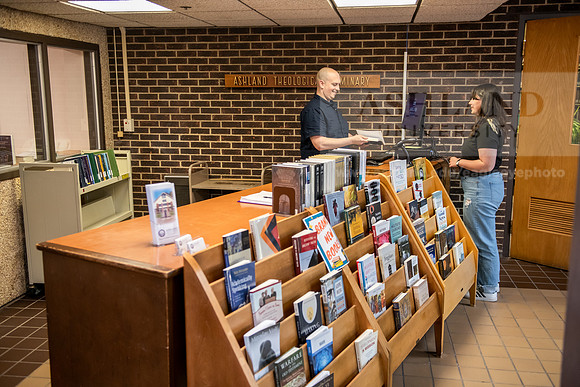SeminaryLibrary0524AWB_0994