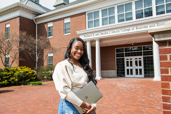 MBAAmyaBrown0425AWB_5493