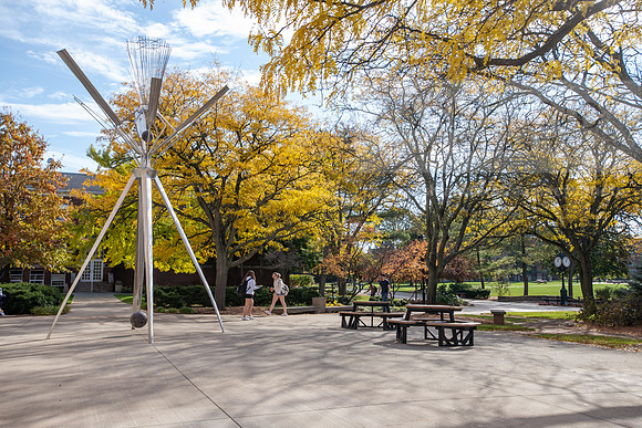 FallCampusLife1024AWB_5619
