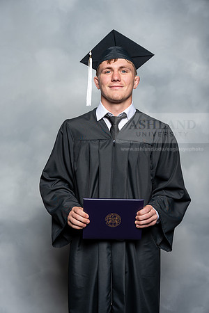 096SpGradBachelorArts0525AU-Graduation-2025-Andrew-0620