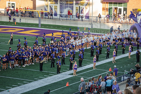 AUvIUPFootball0924ALW_8298