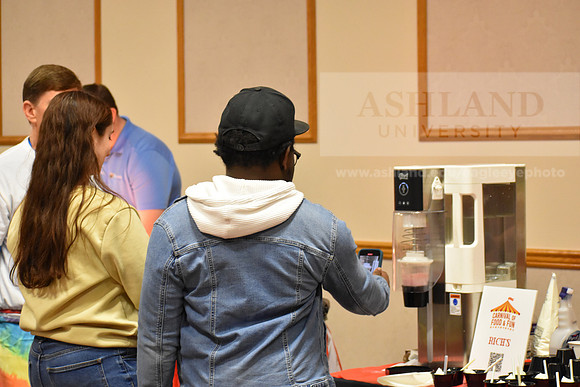 FoodShow0224SG-23