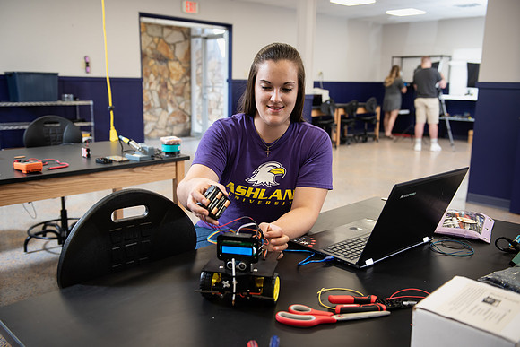 COBE_STEMLab_Robotics0819ALW_9807