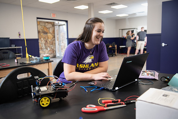 COBE_STEMLab_Robotics0819ALW_9816