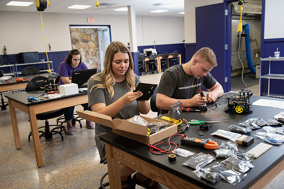 COBE_STEMLab_Robotics0819ALW_9533