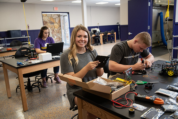 COBE_STEMLab_Robotics0819ALW_9539