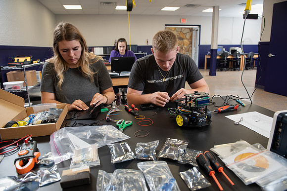 COBE_STEMLab_Robotics0819ALW_9487