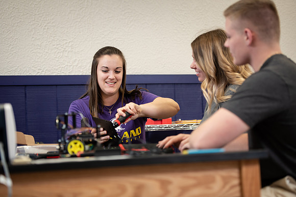 COBE_STEMLab_Robotics0819ALW_9592