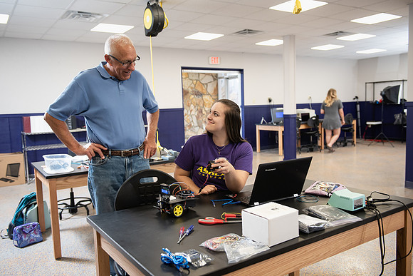 COBE_STEMLab_Robotics0819ALW_9774