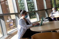 NursingStudentOnCampus0920ALW_7101