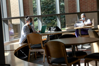NursingStudentOnCampus0920ALW_7112