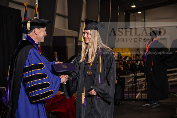 186SpGradBachelorScienceBusiness0524TR_DSC_5450