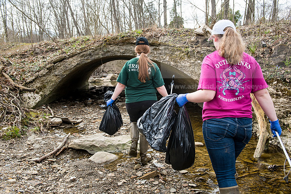 TriBetaStreamCleanUp0418DSC_6669