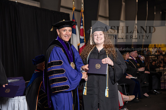 154SpGradBachelorScienceBusiness0524TR_DSC_5436