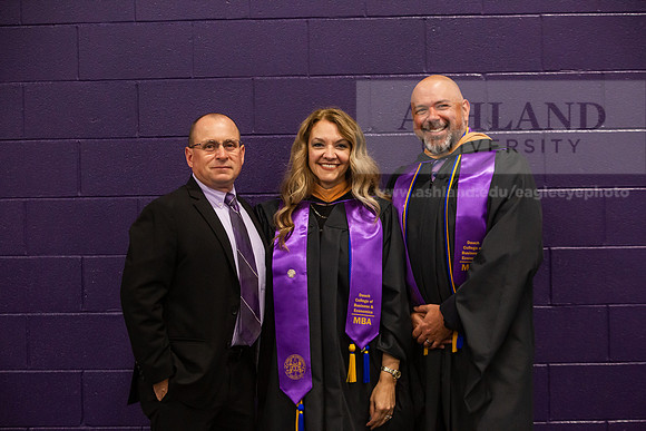 037SpGradPreCeremony0525JH6Q8B7978