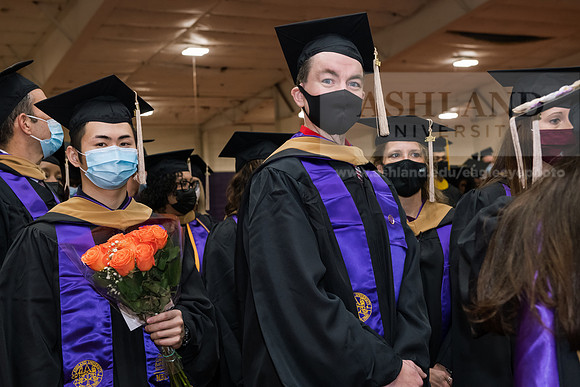 085WiGradPreCeremony1221ALW_6067