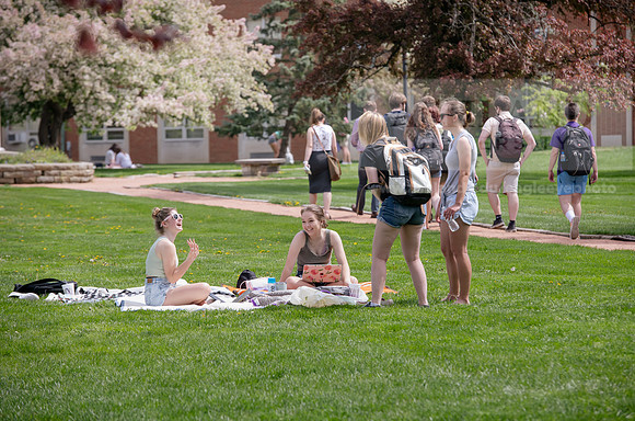 SpringCampusLife0421ALW_9207