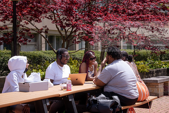 SpringCampusLife0421ALW_9151