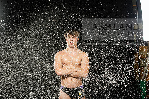 Anderson_Noah1021ALW_0983