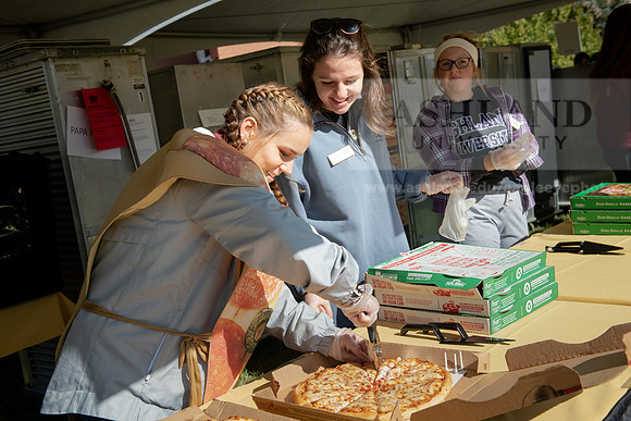 HomecomingPizza1019ALW_5255