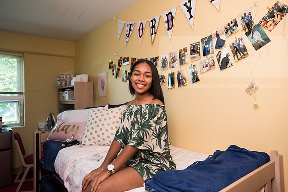 MoveInDay0818ALW_9235