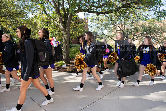 051FootballSendOff1019ALW_4829