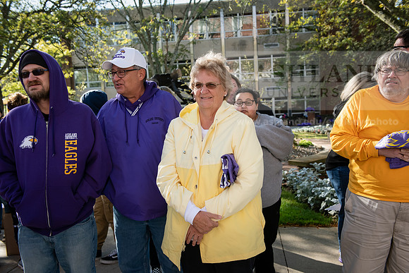 164FootballSendOff1019ALW_5021