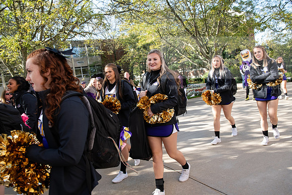 054FootballSendOff1019ALW_4835