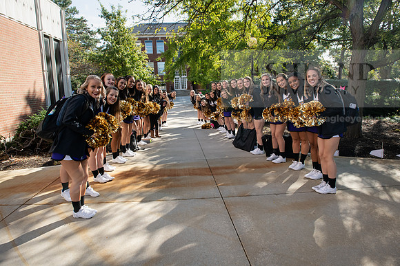 057FootballSendOff1019ALW_4840