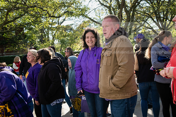 163FootballSendOff1019ALW_5018