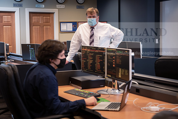 FinanceEagleInvestment0321ALW_0404