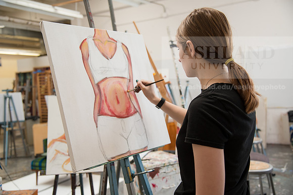 Art Education Major Emily Minns