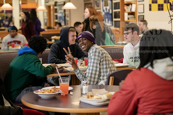StudentDiningFood0220ALW_4154