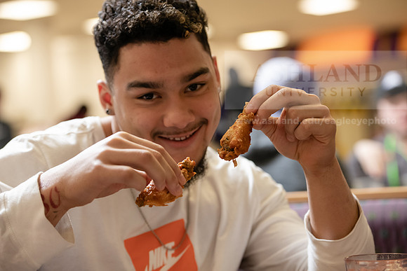 StudentDiningFood0220ALW_4179