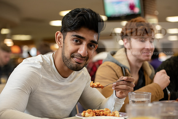 StudentDiningFood0220ALW_4129