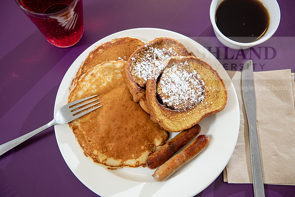 StudentDiningFood0220ALW_4400