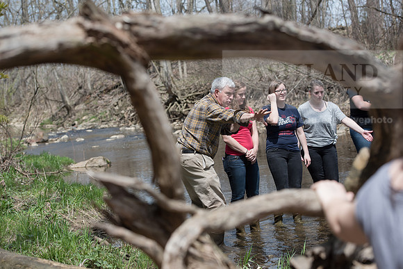 Biology Stream Clean Up - Canfield Preserve