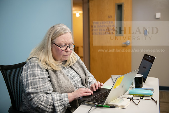 OnlineInstructionalLearning0320ALW_7738