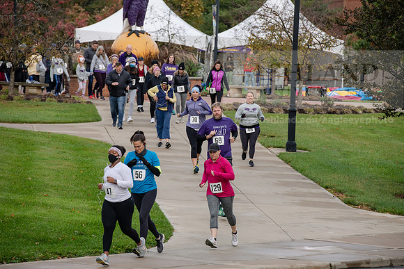 HomecomingFunRunWalk1021ALW_6852