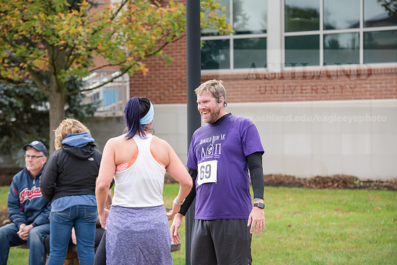 HomecomingFunRunWalk1021ALW_7099