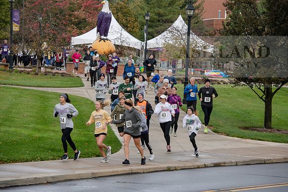 HomecomingFunRunWalk1021ALW_6837