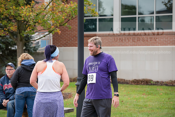 HomecomingFunRunWalk1021ALW_7100